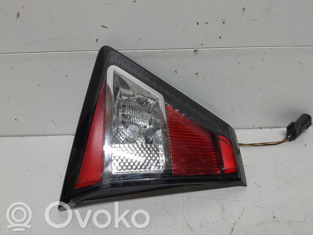 Ford Kuga II Takavalot 