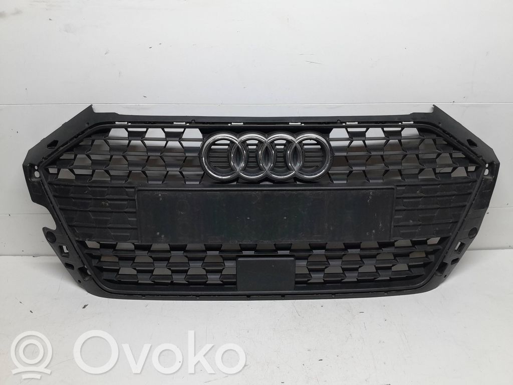 Audi A1 Front bumper upper radiator grill 