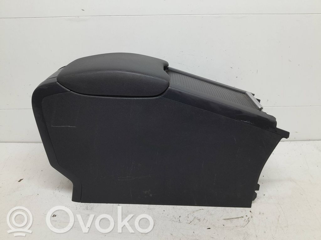 Volvo V60 Armrest 