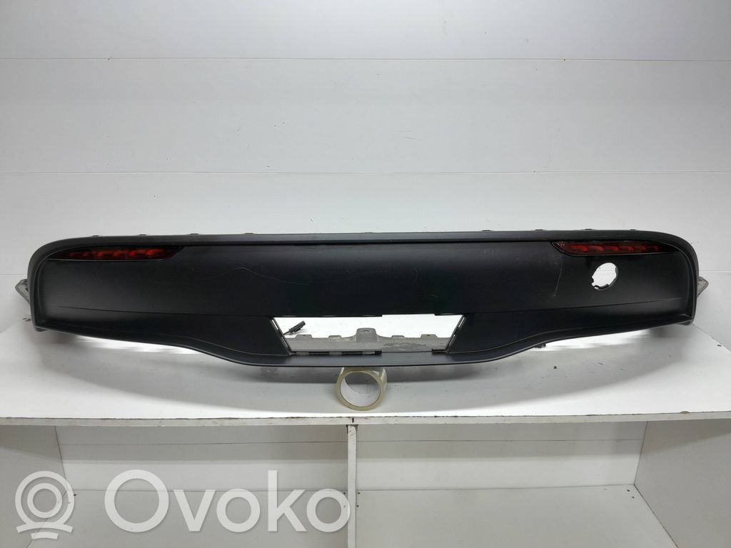 Tesla Model Y Apakšējā bampera daļa 