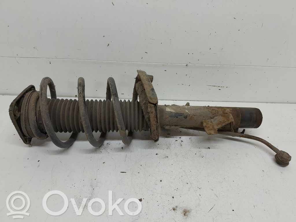 Volvo V50 Amortyzator przedni 