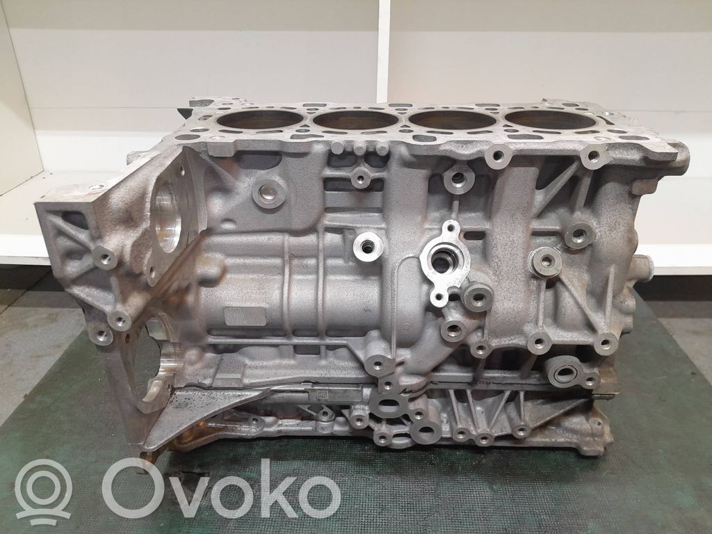 Opel Astra K Engine block 