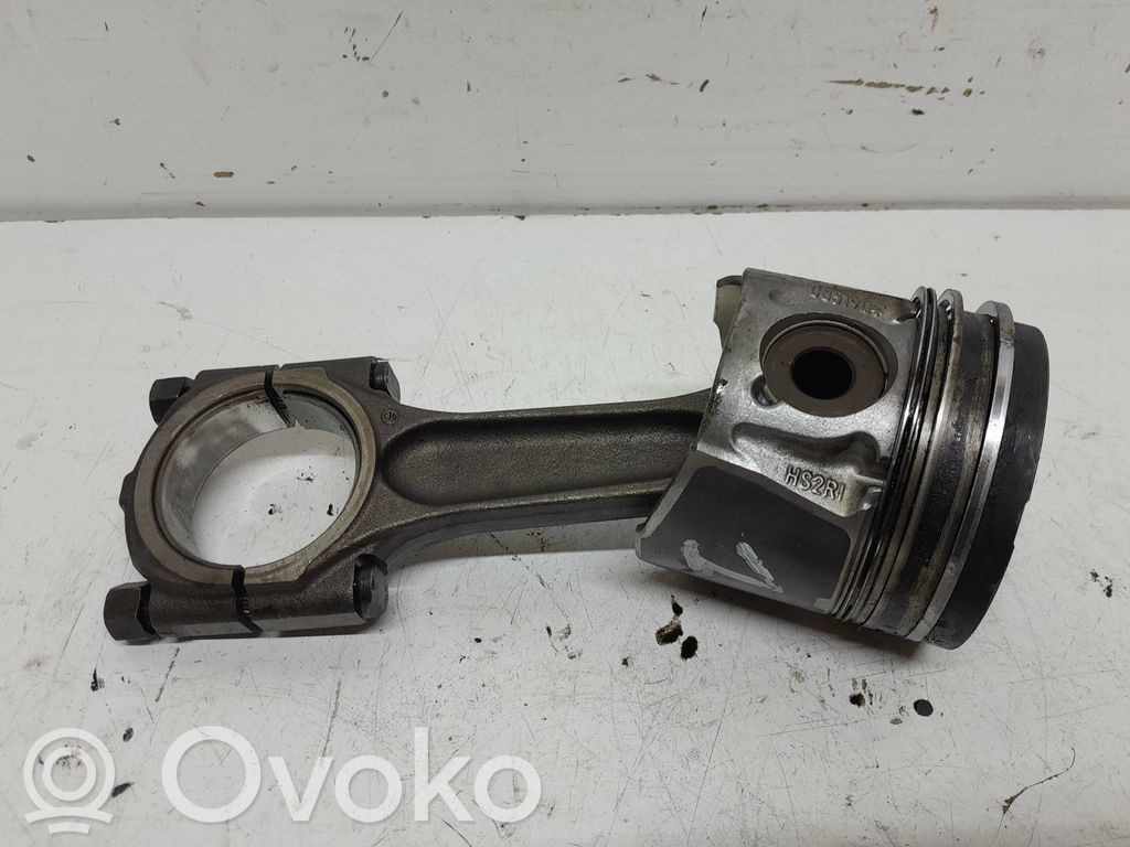 Volvo V50 Pistón con biela 
