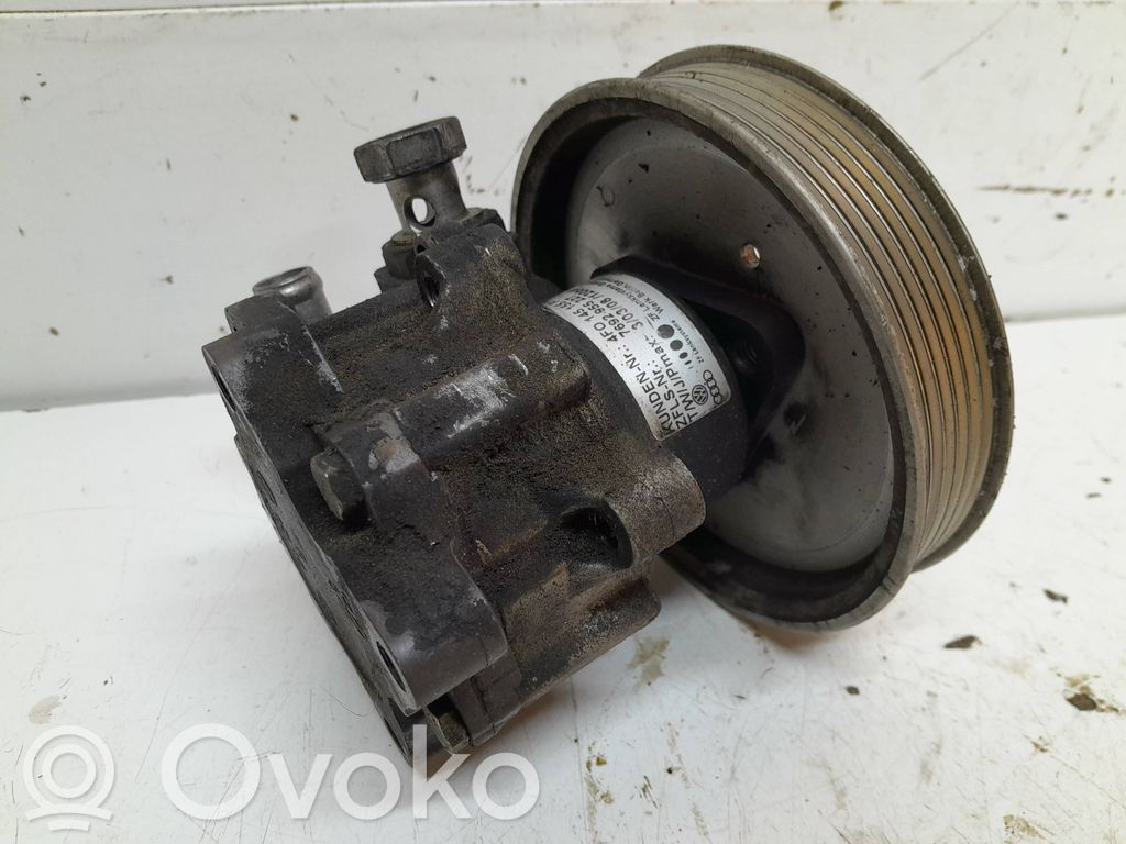 Audi A4 S4 B7 8E 8H Servopumpe 