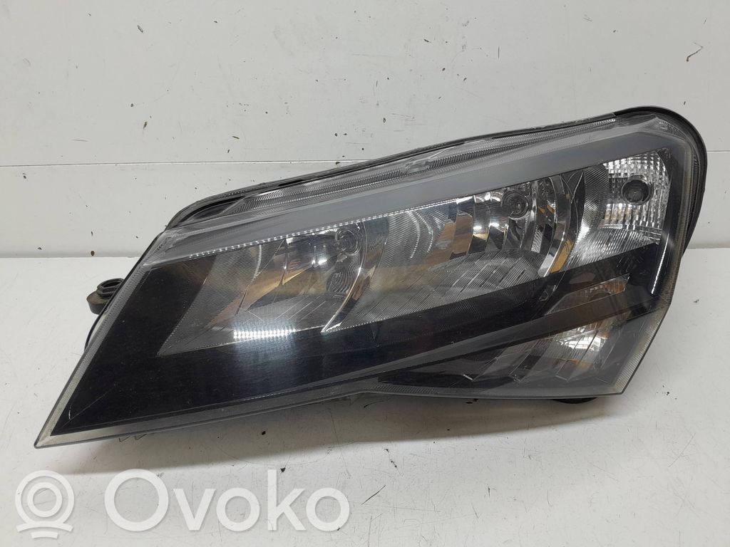 Skoda Superb B8 (3V) Phare frontale 