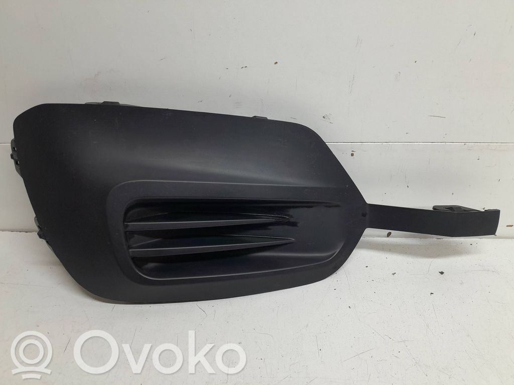 Toyota Proace Front bumper lower grill 