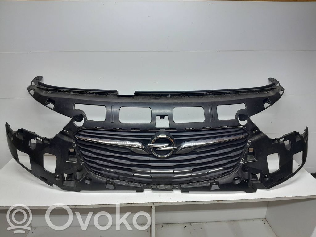 Opel Combo E Front grill 