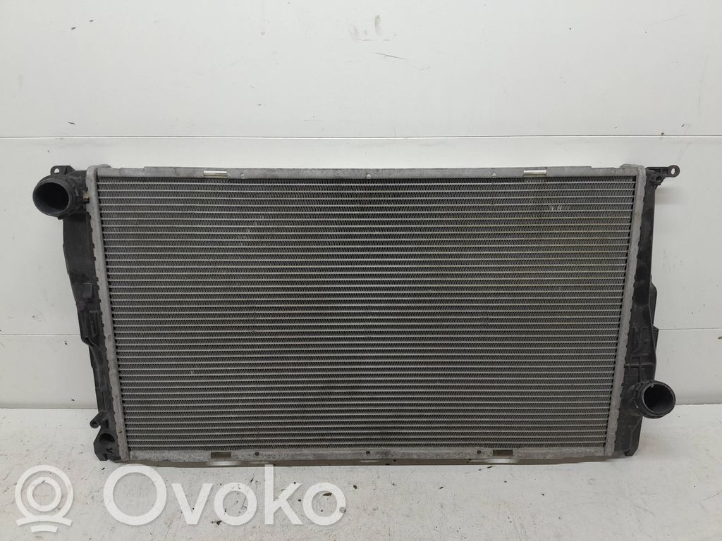 BMW 3 E90 E91 Aušinimo skysčio radiatorius 