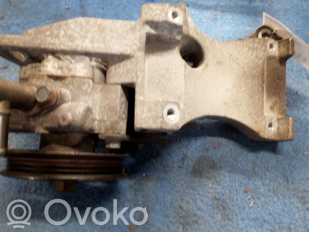 Ohjaustehostimen pumppu   95949749