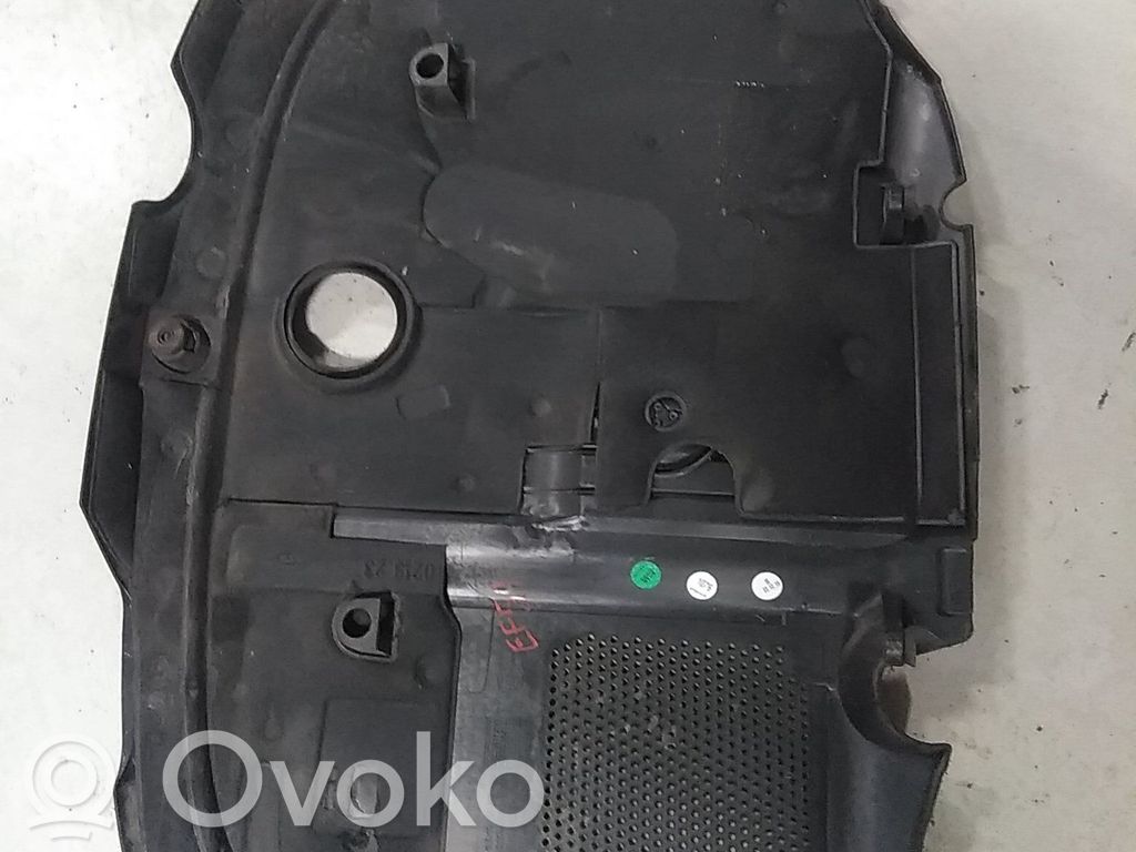 Mercedes-Benz E W212 Osłona górna silnika 