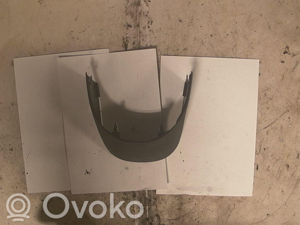 Toyota Aygo AB40 Kojelaudan alempi verhoilu 