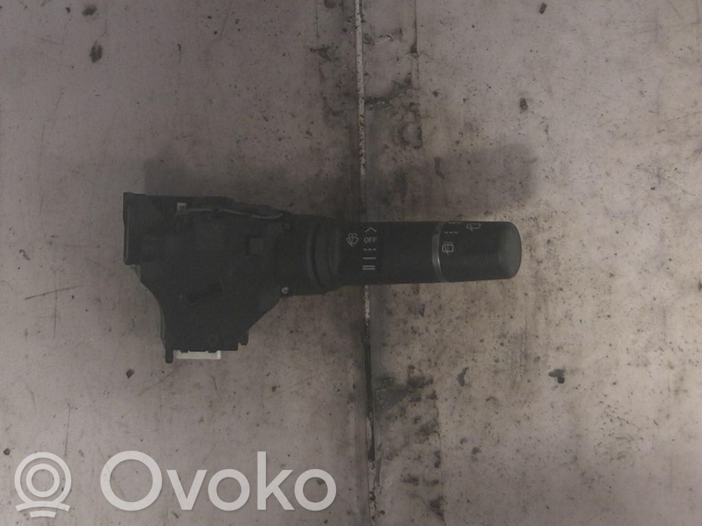 Rokturu komplekts   DF7166128