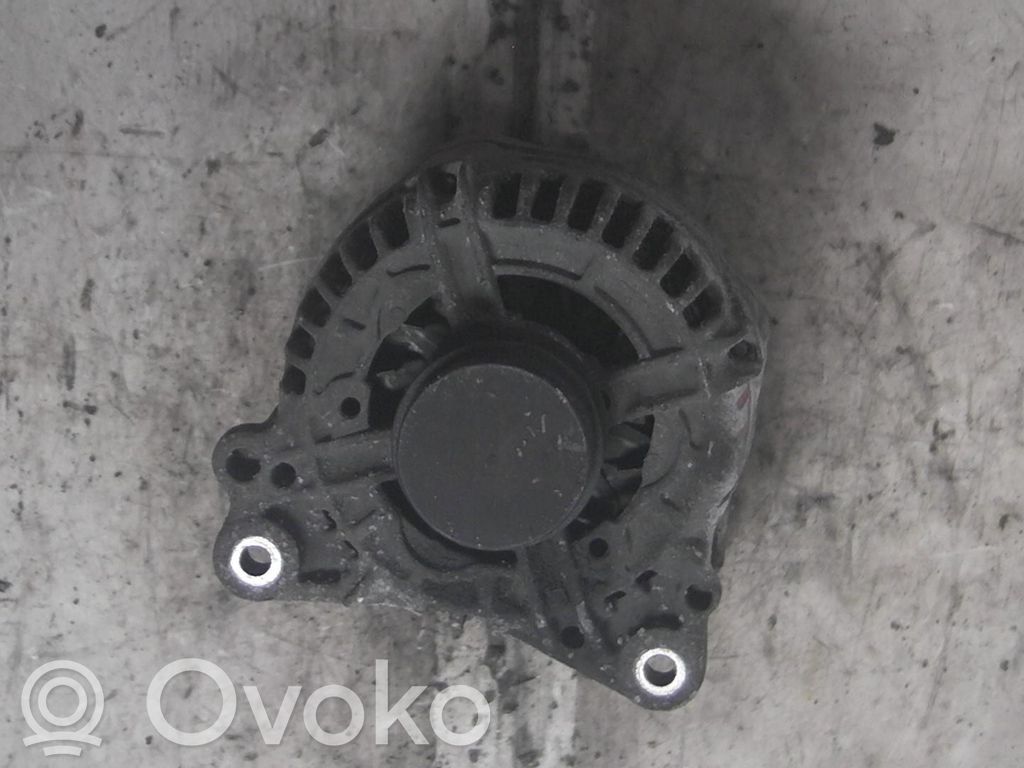Volkswagen PASSAT B5 Ģenerators 