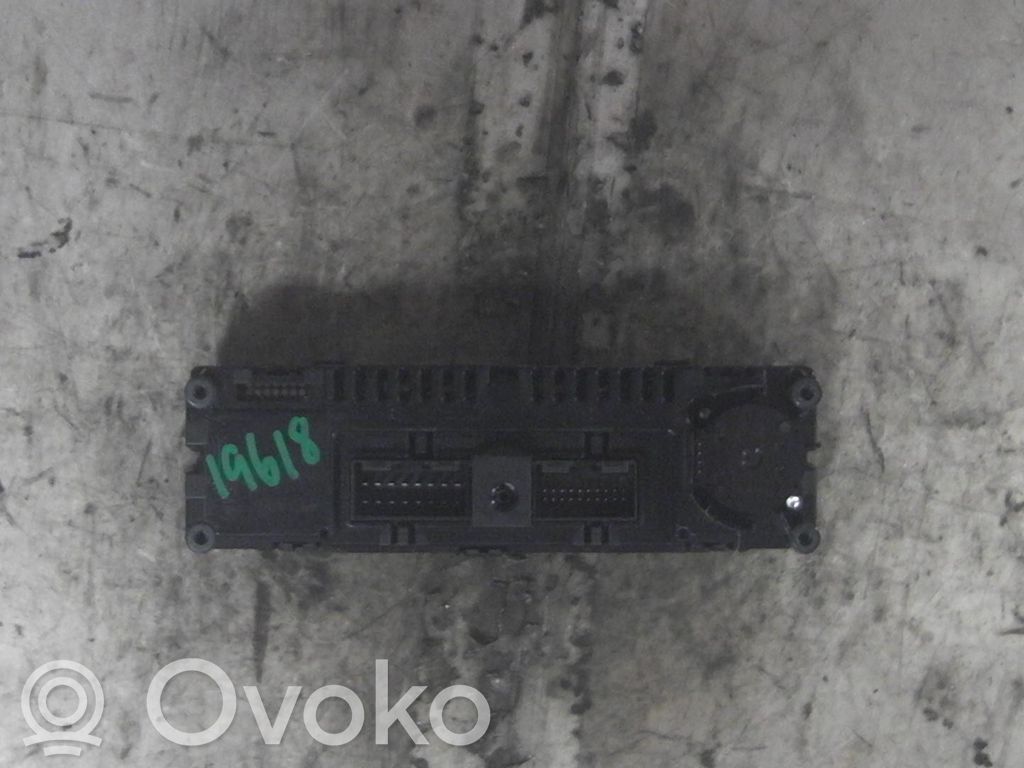 Volkswagen Up Unitate control climatizare 