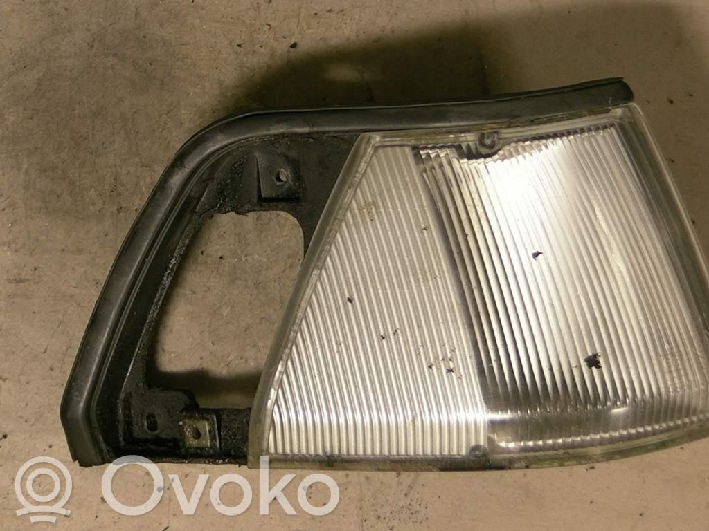 Toyota Corolla E80 Priekinis posūkio žibintas 
