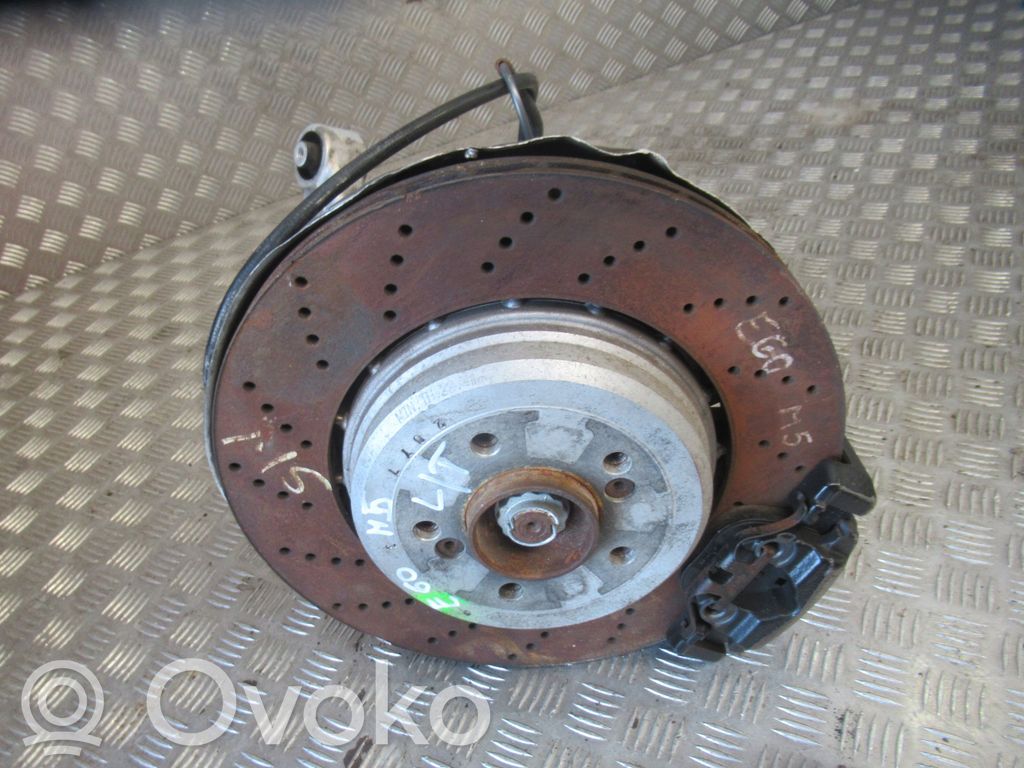 BMW 5 E60 E61 Priekinis kelmas 