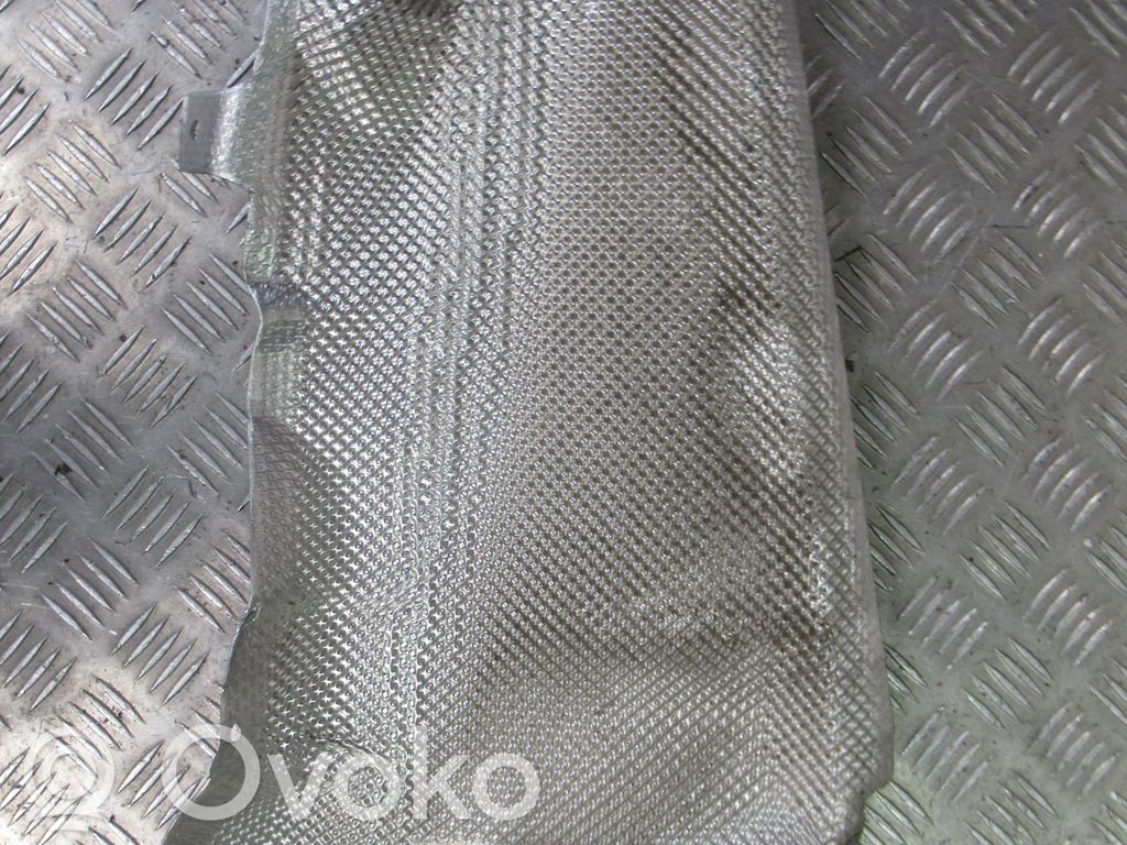 Audi R8 42 Engine splash shield/under tray 