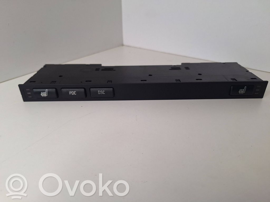 Seat heating switch   61318373776,03742073,110187