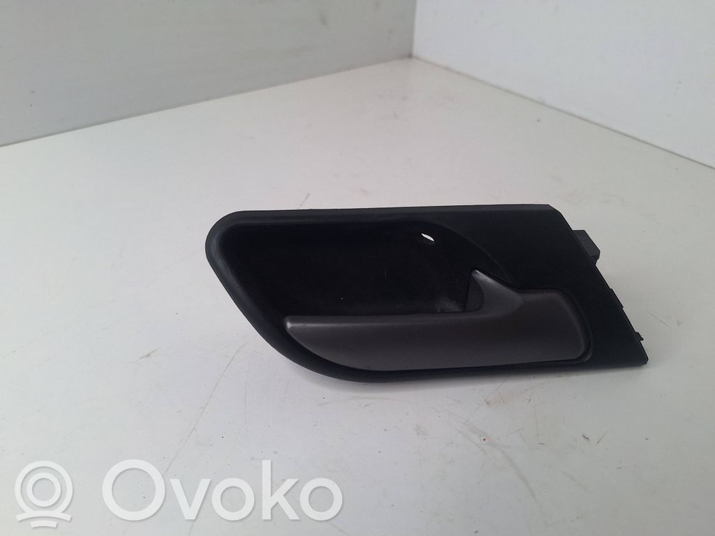 BMW X5 E53 Manecilla interna puerta trasera 