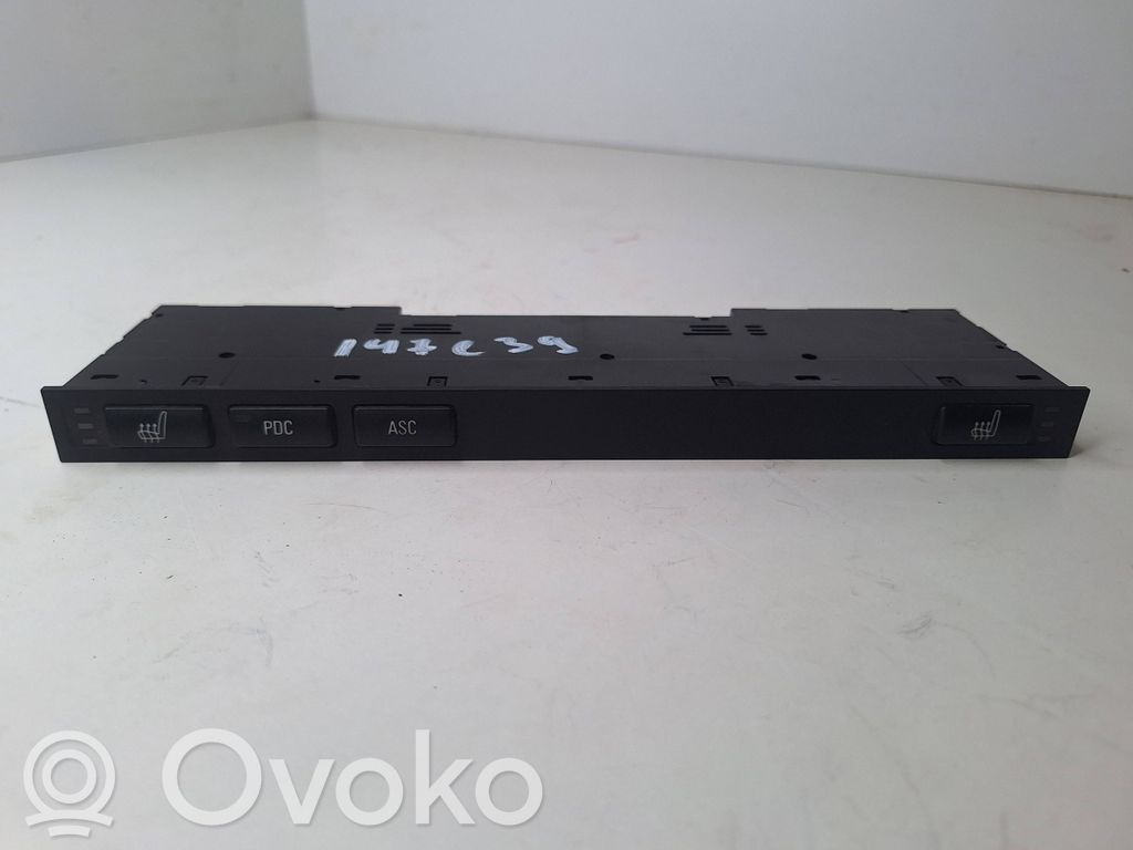 BMW 5 E39 Seat heating switch 