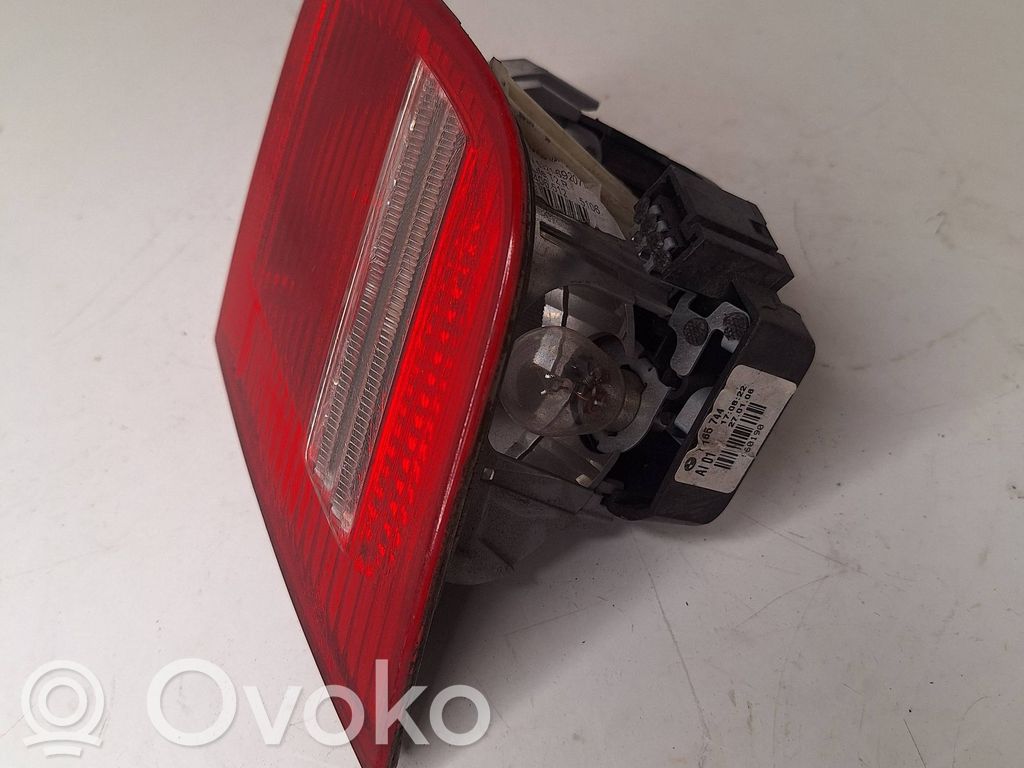 BMW 3 E46 Tailgate rear/tail lights 