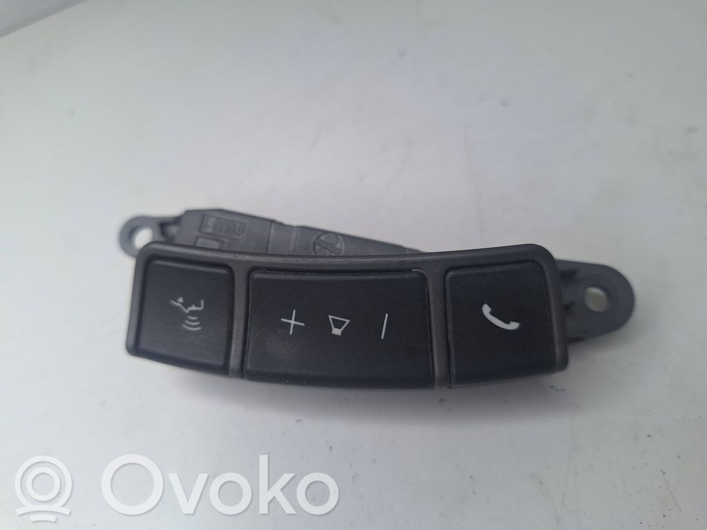 BMW 7 E65 E66 Boutons / interrupteurs volant 