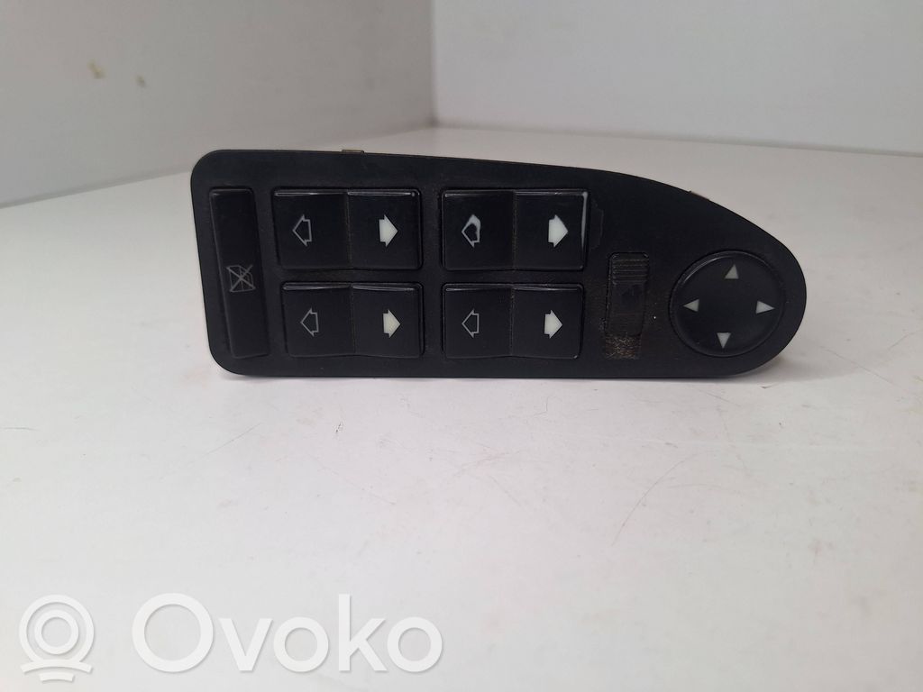 BMW 5 E39 Electric window control switch 