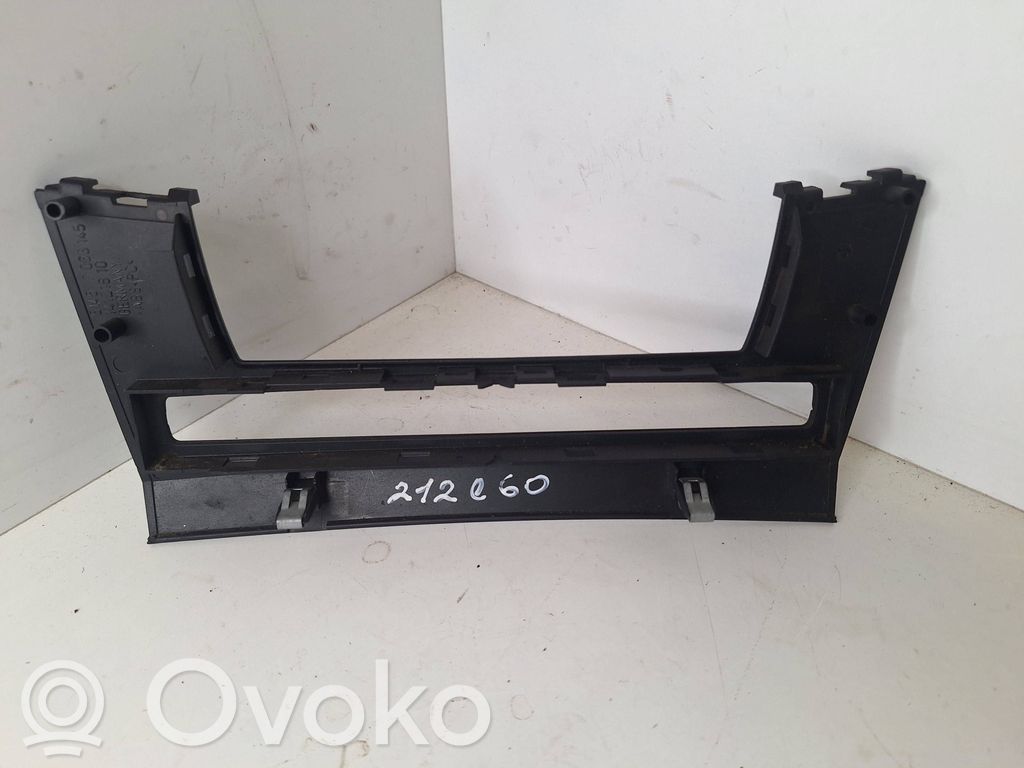 BMW 5 E60 E61 Paneelin lista 