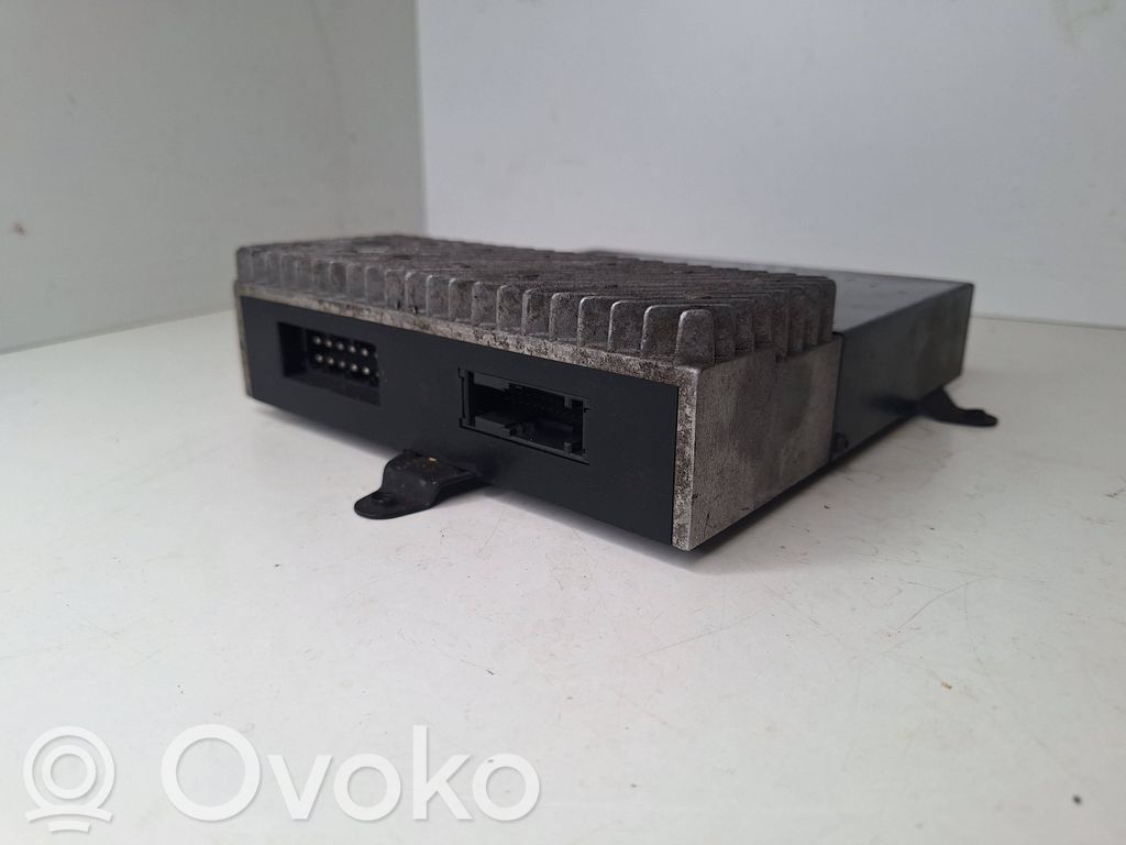 BMW 5 E39 Garso stiprintuvas 
