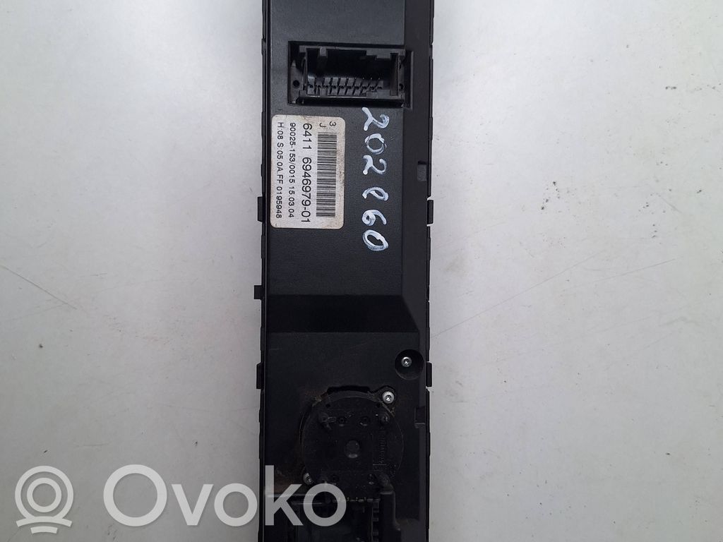 BMW 5 E60 E61 Climate control unit 