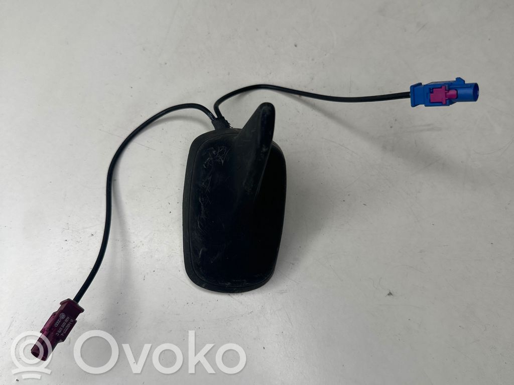 Audi A4 S4 B8 8K Radion antenni 