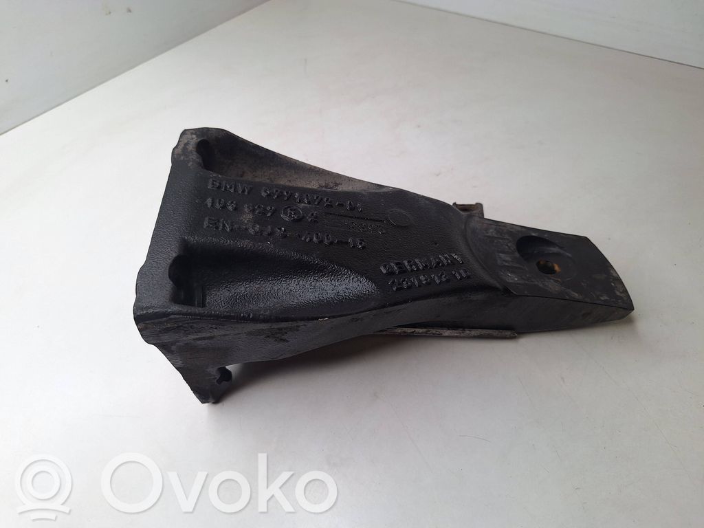 Variklio tvirtinimo kronšteinas   6771072,03827,GGJS40015