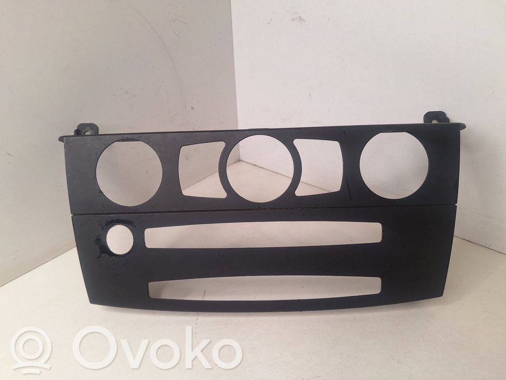 BMW 5 E60 E61 Climate control unit 