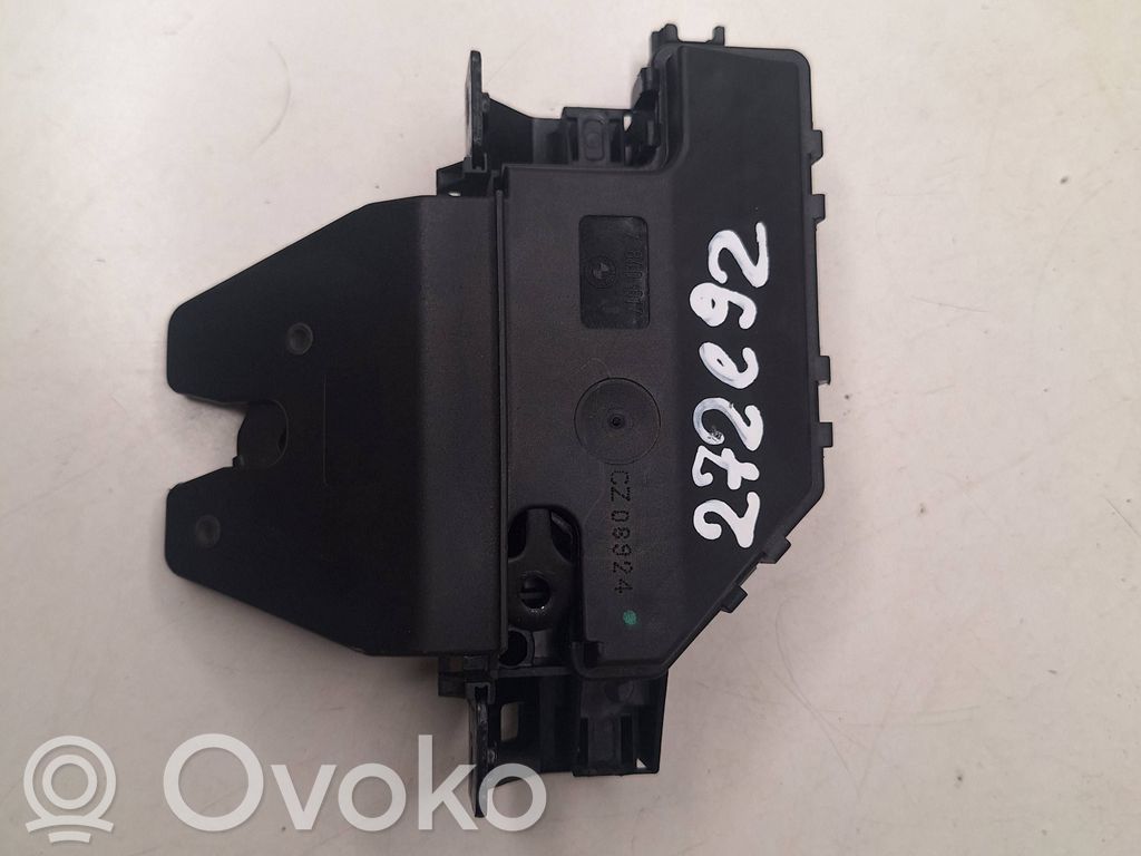 Hazard light switch   1190184