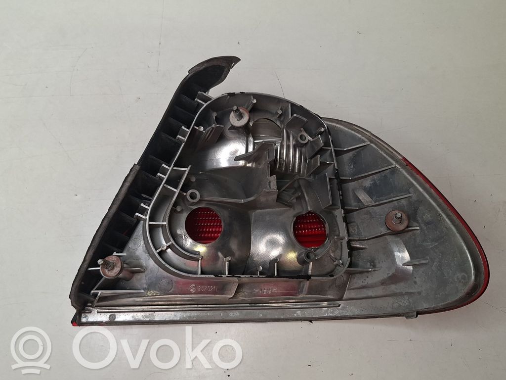 BMW 3 E46 Rear/tail lights 