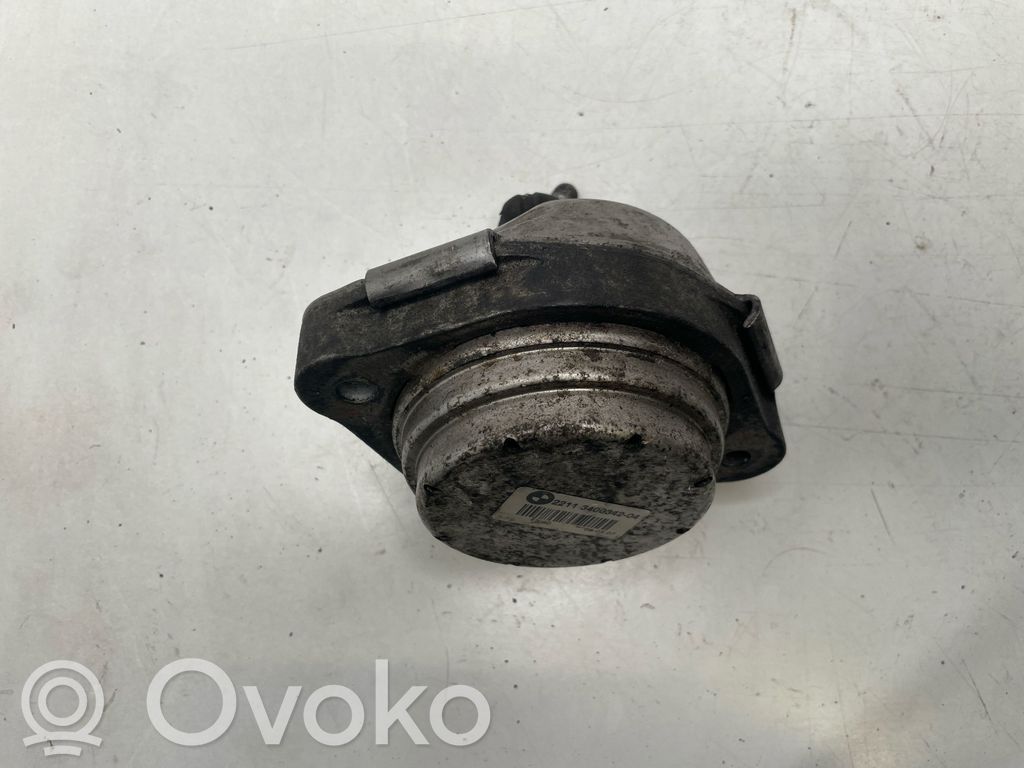 Engine mount bracket   3400342