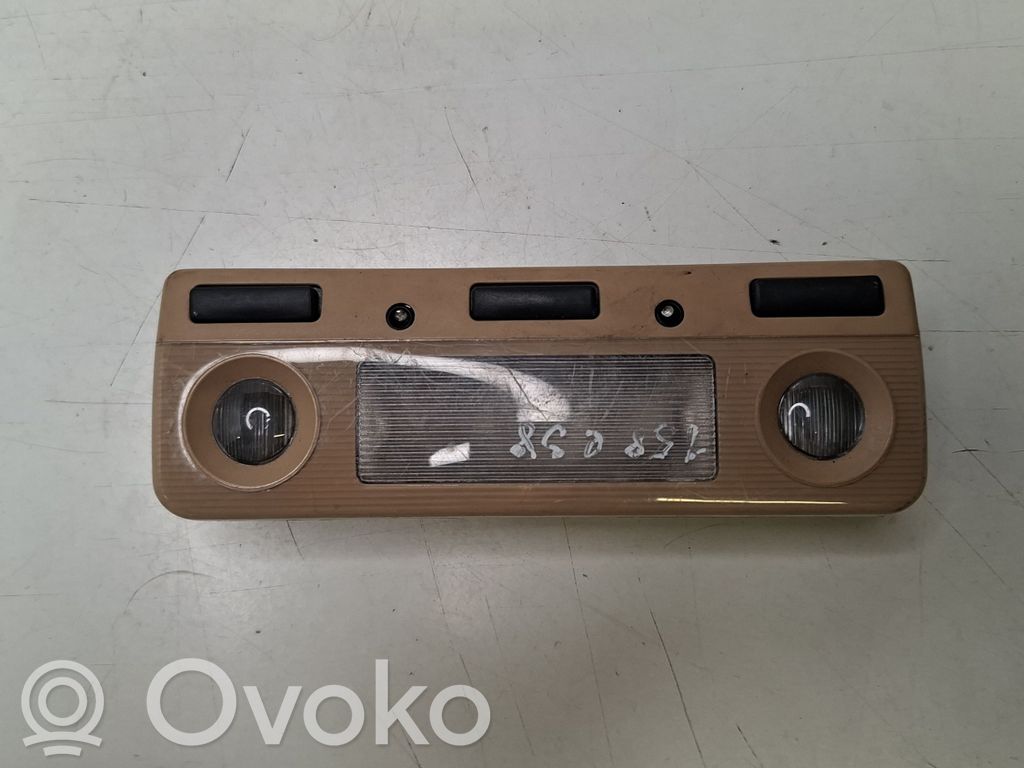 Etuistuimen valo   8369512