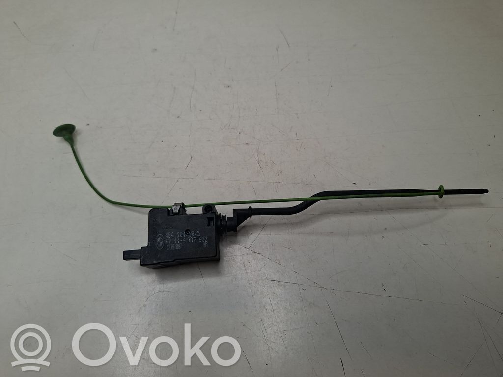 Fuel tank cap lock   6987632