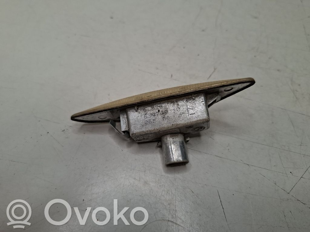 Seitenblinker   6929731