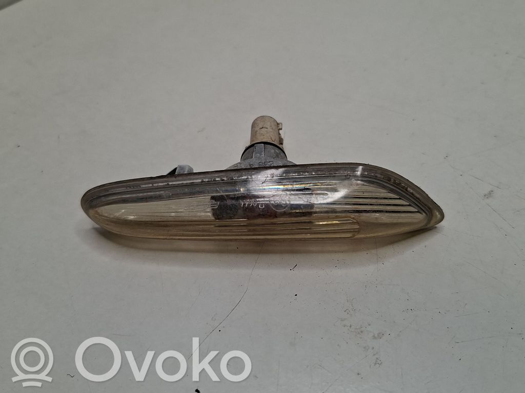 Seitenblinker   6911372