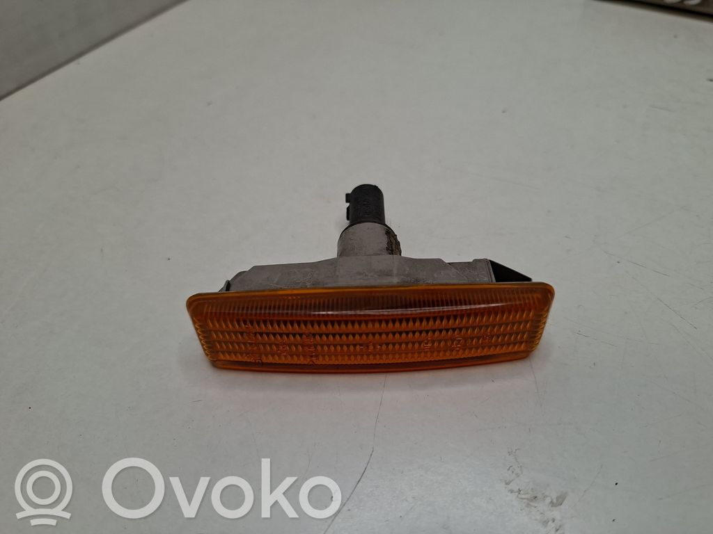 BMW 5 E39 Front fender indicator light 