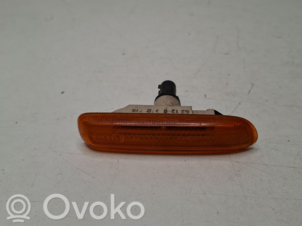 BMW 3 E46 Front fender indicator light 