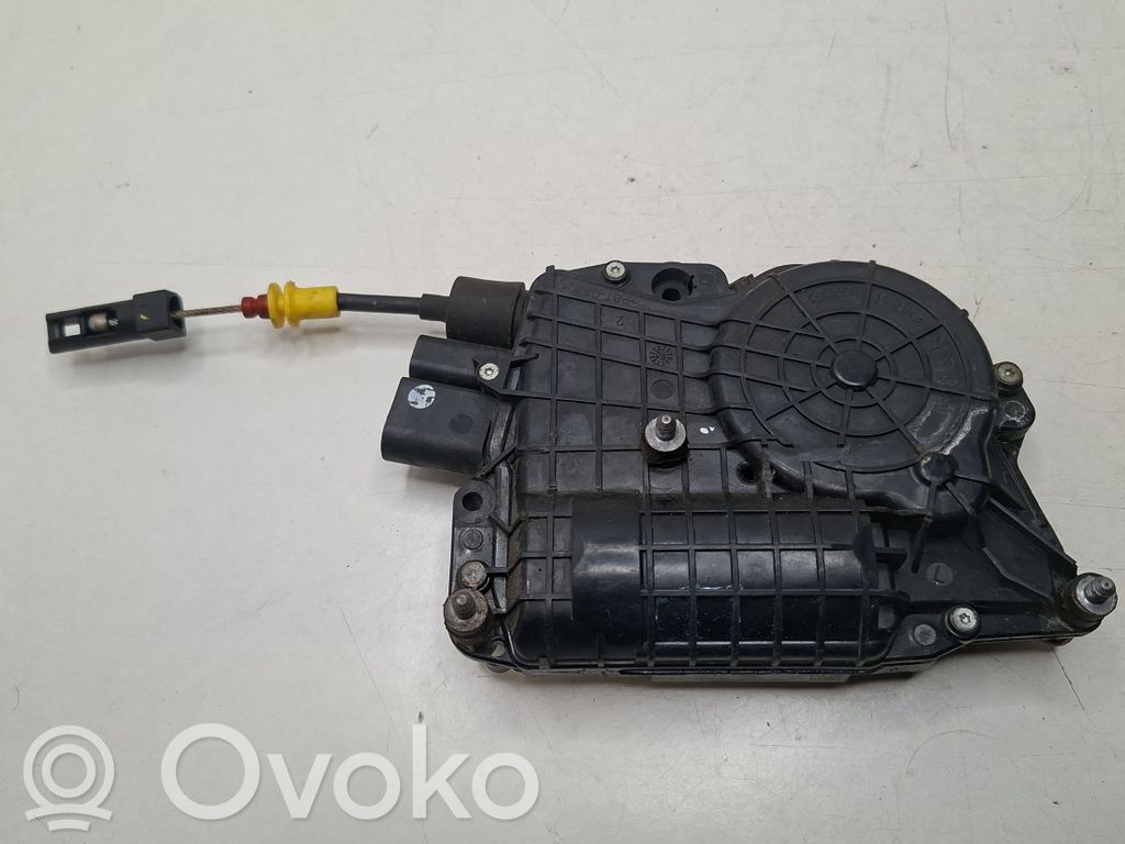 BMW X5 E70 Priekinė durų spyna 