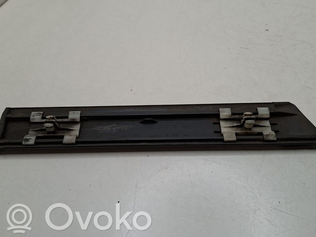 BMW 5 E39 Rivestimento parafango (modanatura) 