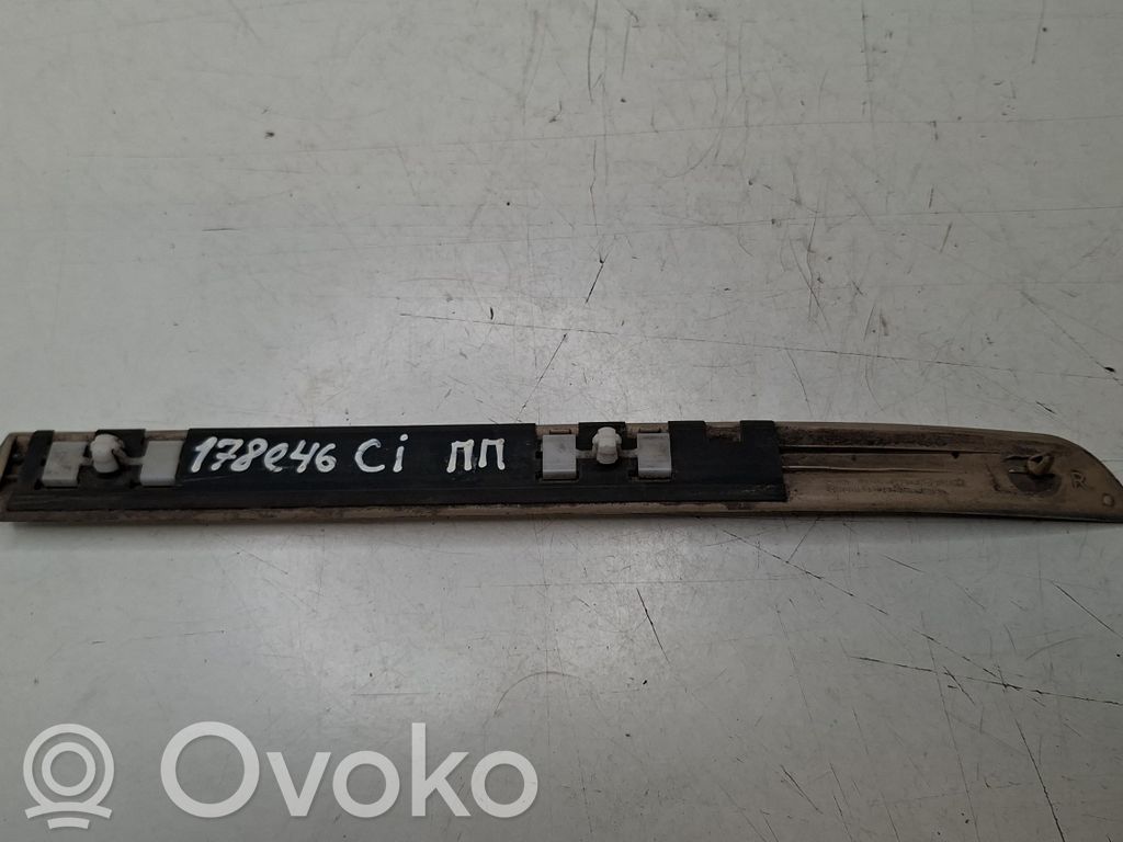BMW 3 E46 Apdaila sparno (moldingas) 