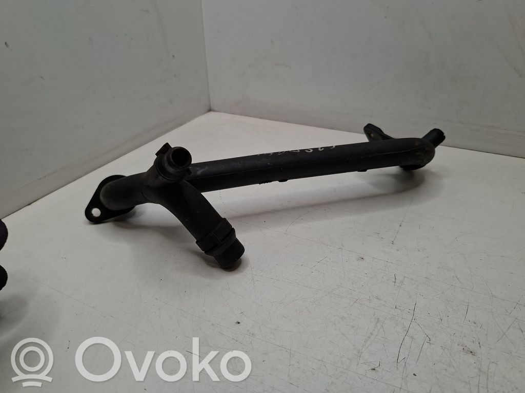 Engine coolant pipe/hose   7786718