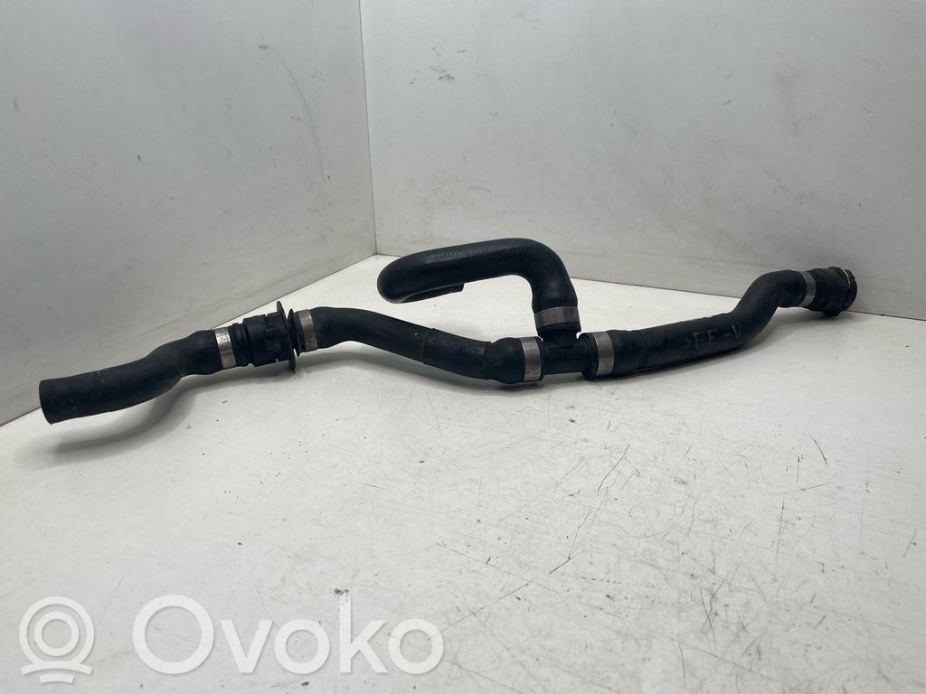 BMW 5 E39 Engine coolant pipe/hose 