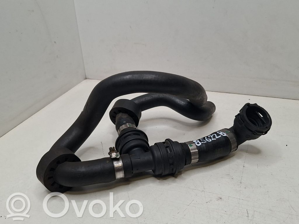 BMW 5 E39 Engine coolant pipe/hose 