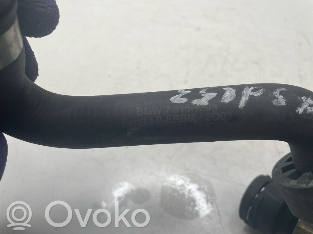 BMW X5 E53 Engine coolant pipe/hose 