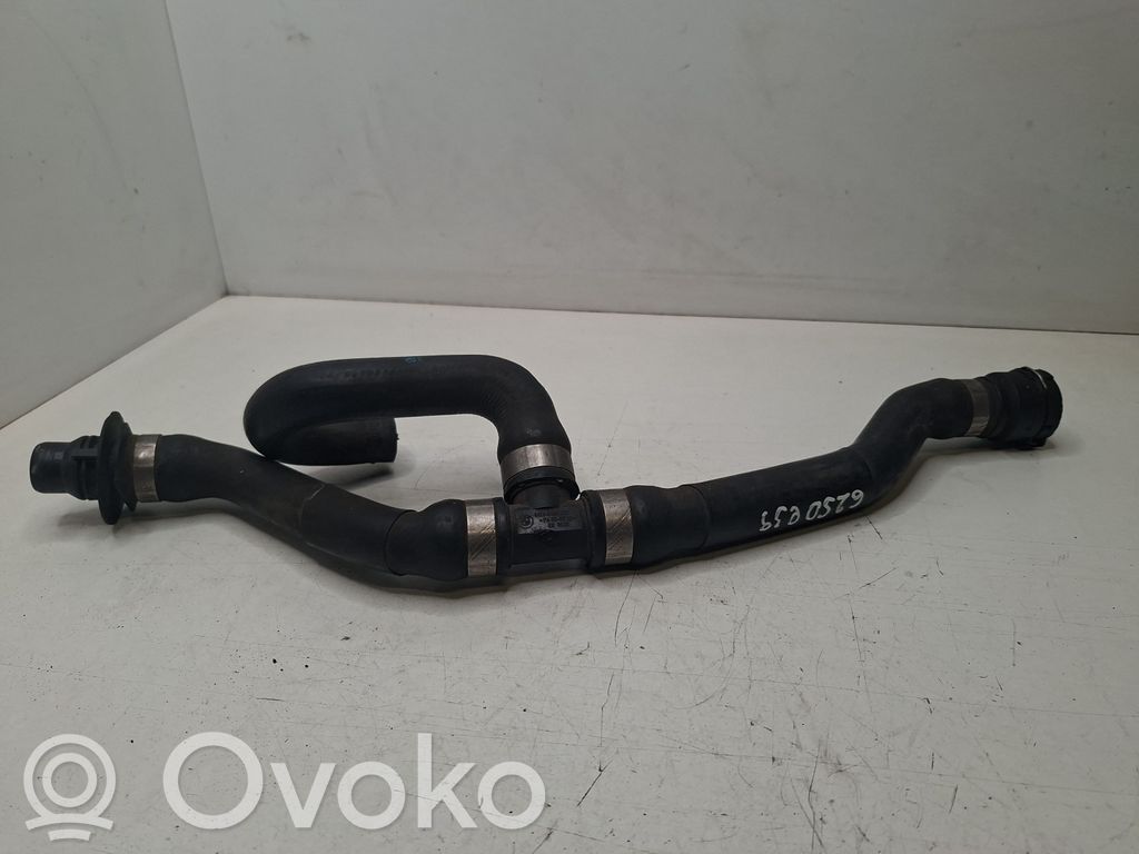 BMW 5 E39 Engine coolant pipe/hose 